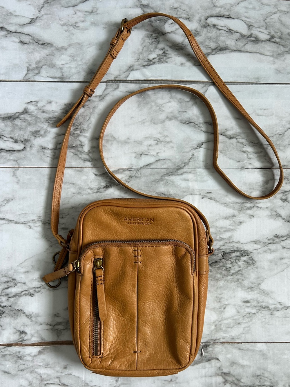 American Leather Co | Cleveland Crossbody Bag Pebbled Leather north south bag